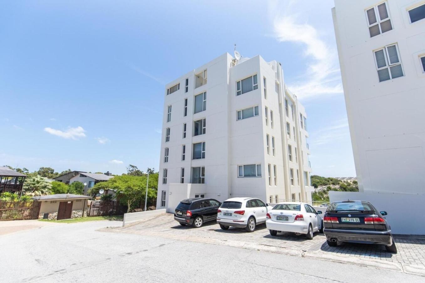 The Pearls 2Nd Floor Luxury Apartment Port Elizabeth Exterior photo